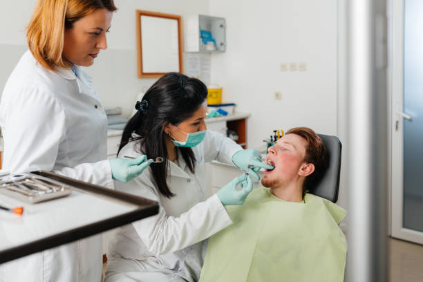 Best Emergency Treatment for Toothache in Holland, MI